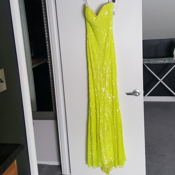 Electric Lemon Gown - Picture 2 of 7